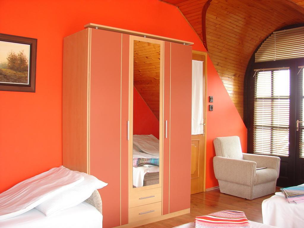 Napfeny Villa Balatonfured Room photo